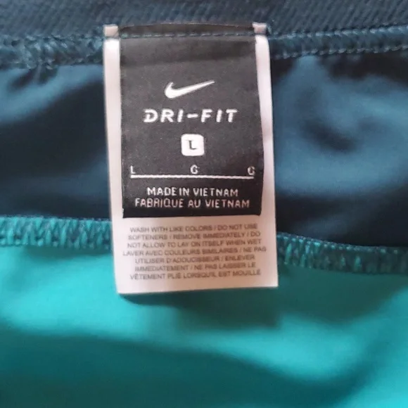 Nike Pro Blue and Teal Athletic Shorts - Picture 4 of 5